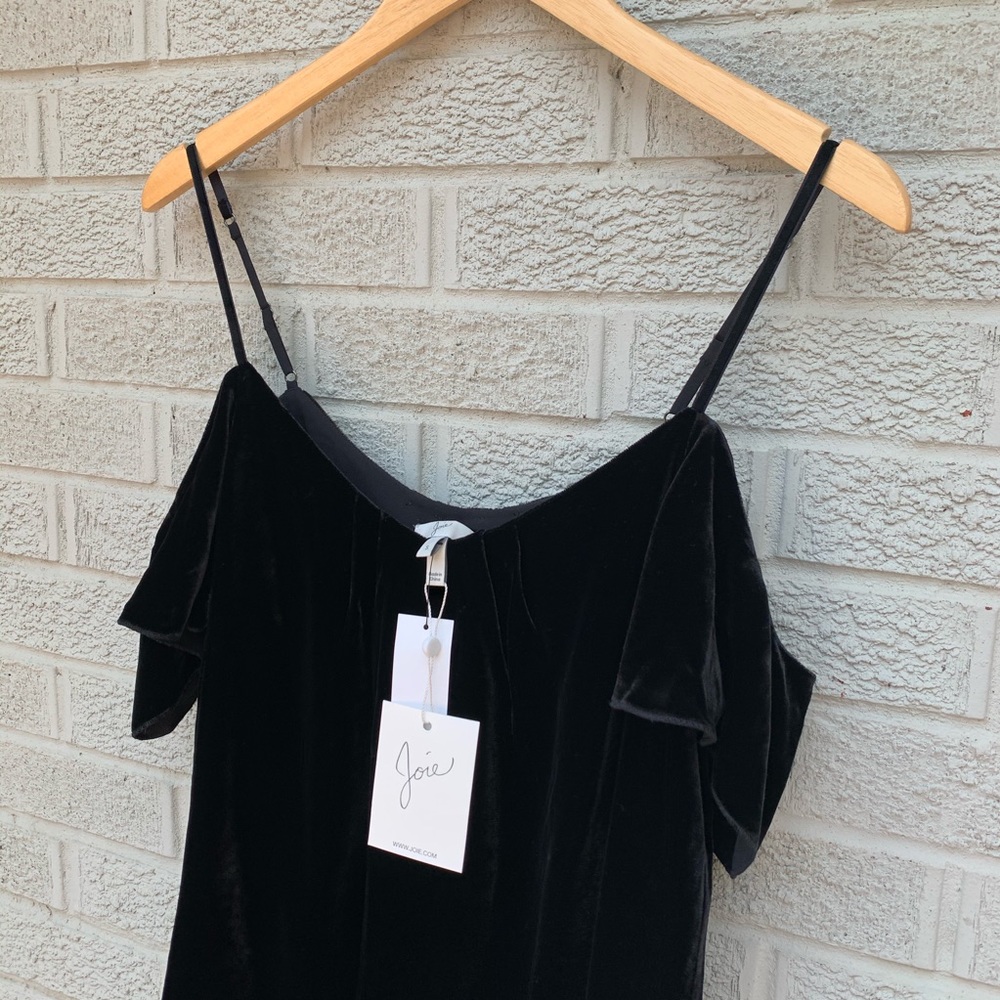 NEW Joie Adorlee E Cold Shoulder Top in Caviar - Picture 7 of 14